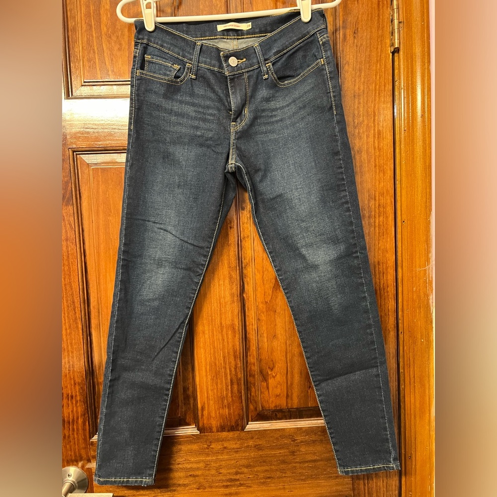 Levi’s 710 Super Skinny dark blue denim. Size 28. Great condition.